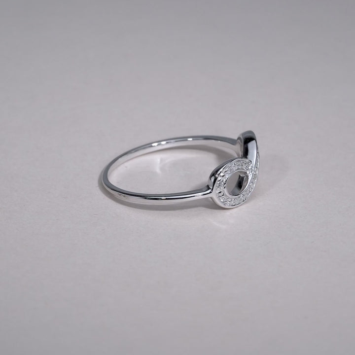 10k White Gold Diamond Infinity Ring